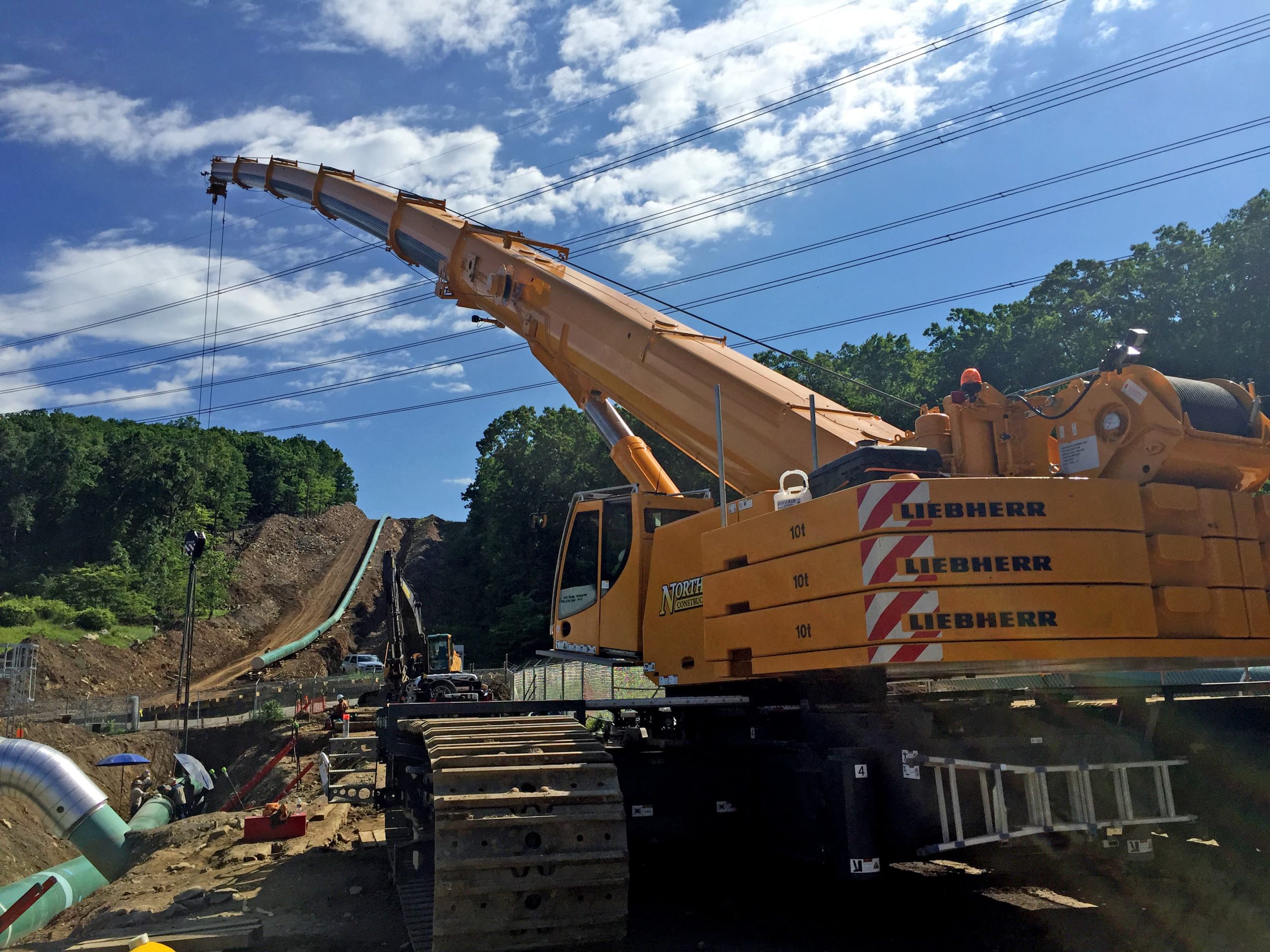 crane operation around power lines